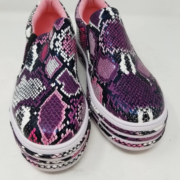 Liliana Platform Shoes Purple Pink White Slip on.  THEY FIT LIKE A 9, NOT A 10. - Picture 3 of 8